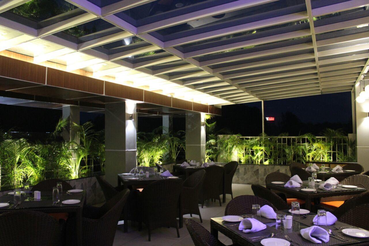 Imperial Clarks Inn Dehradun Exterior foto