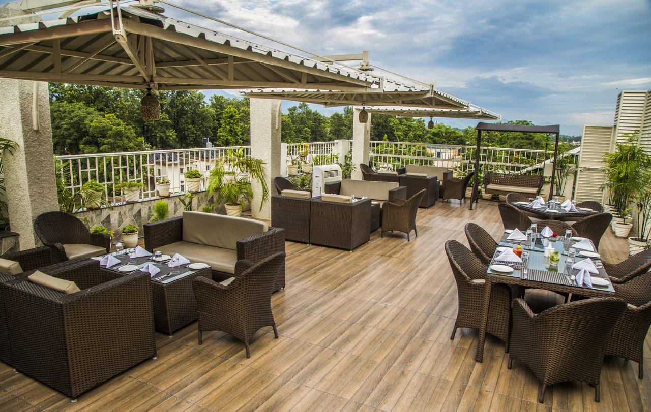 Imperial Clarks Inn Dehradun Exterior foto